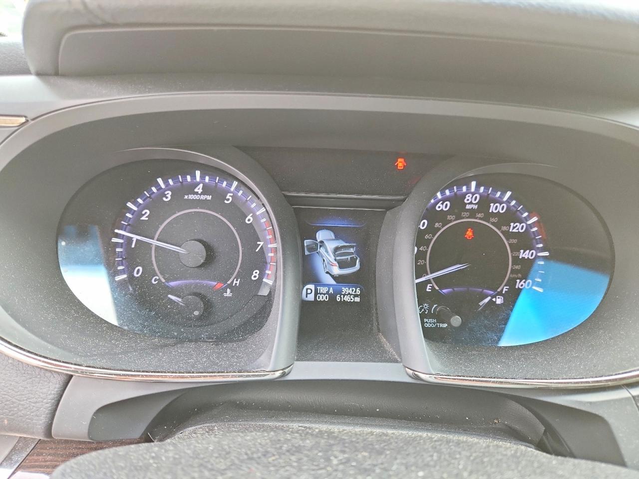 2015 TOYOTA AVALON
