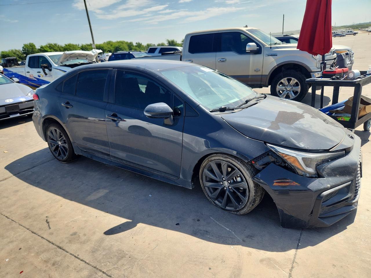 2024 TOYOTA COROLLA