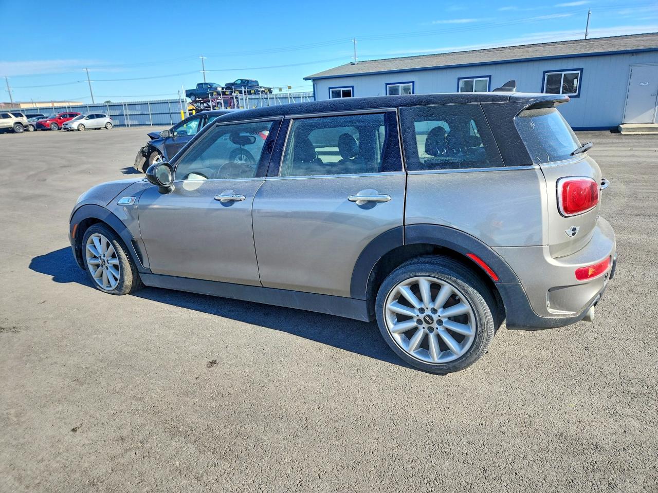 2018 MINI COOPER