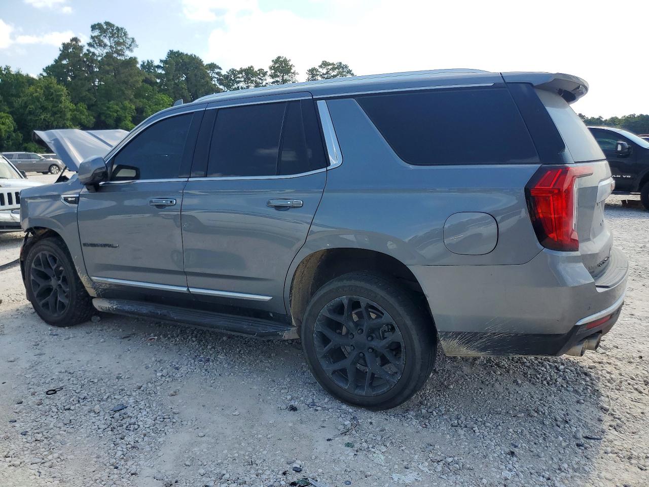 2021 GMC YUKON