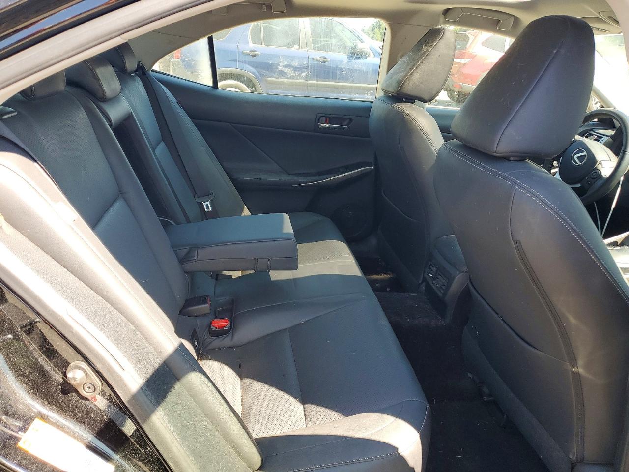 2014 LEXUS IS