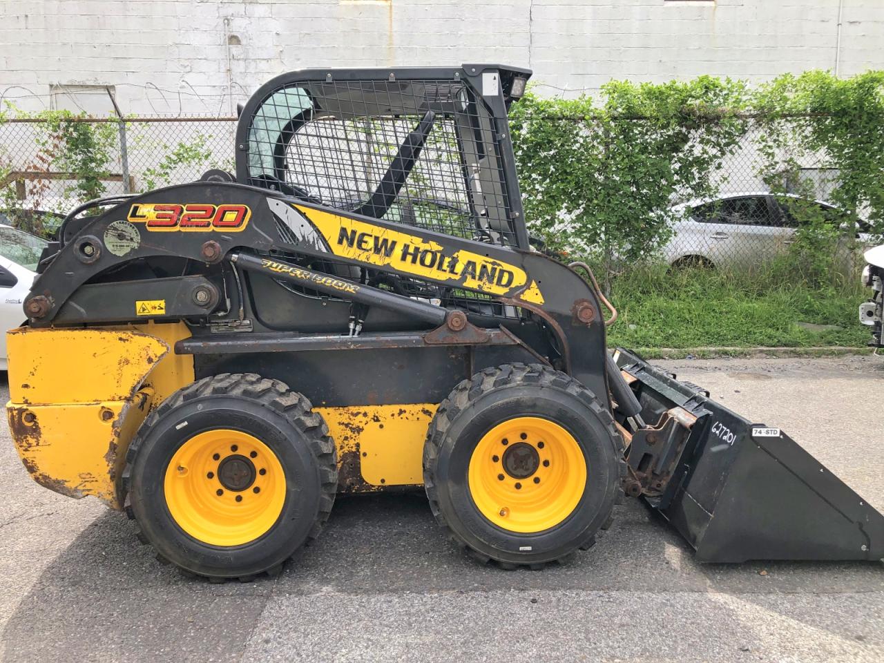 2023 NEW HOLLAND L230