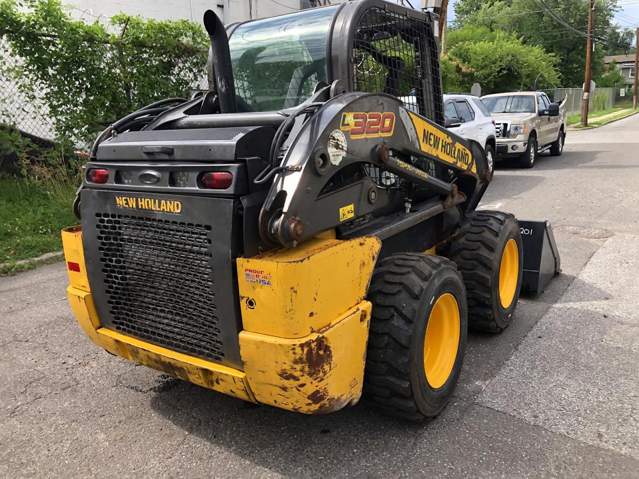 2023 NEW HOLLAND L230