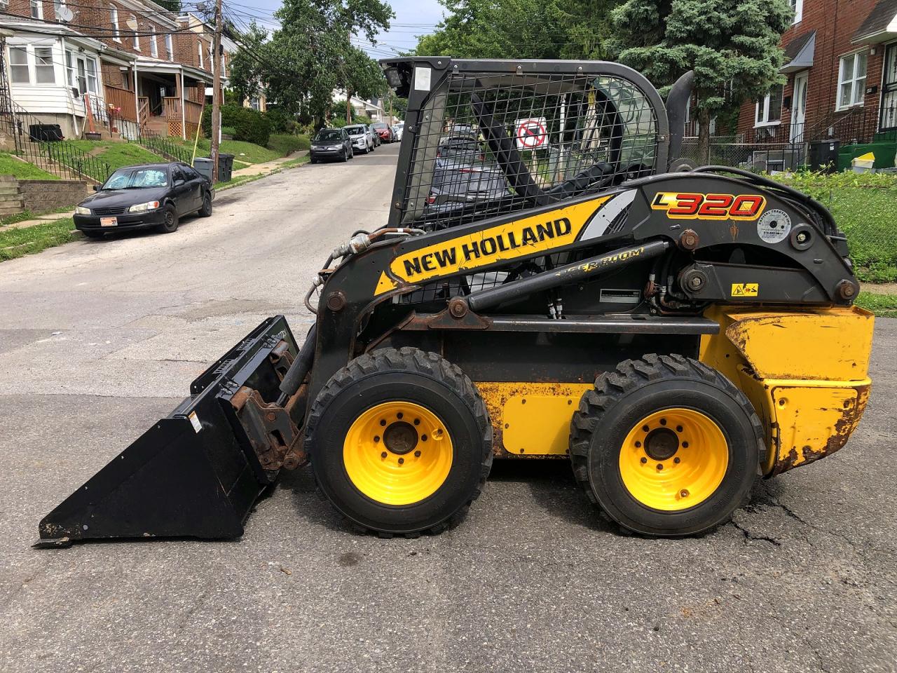 2023 NEW HOLLAND L230