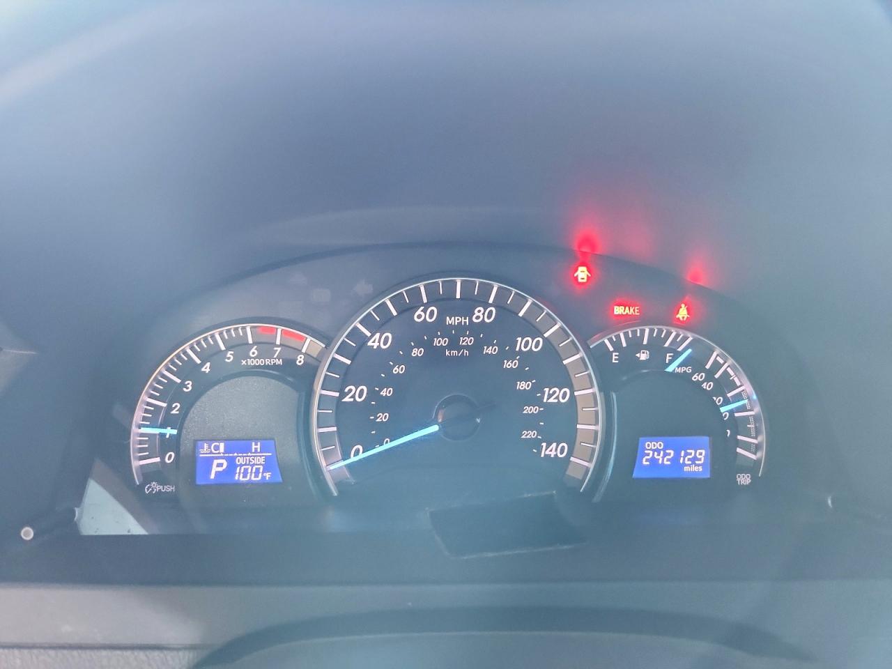 2012 TOYOTA CAMRY
