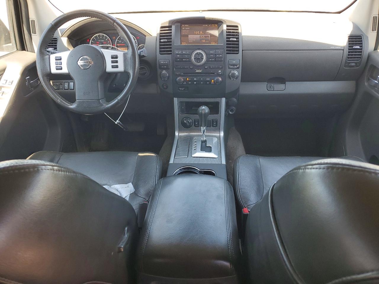 2011 NISSAN PATHFINDER