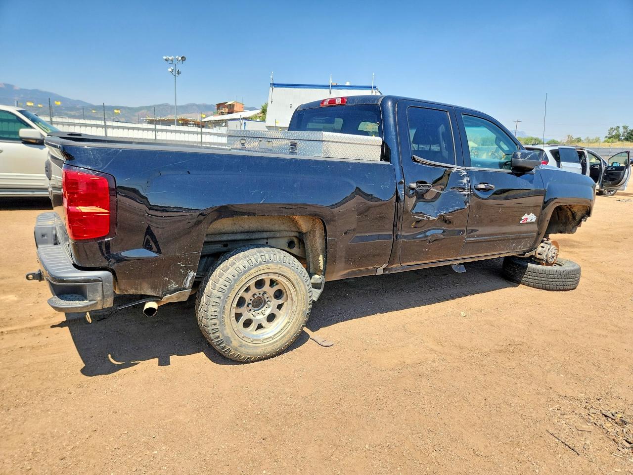 2017 CHEVROLET SILVERADO