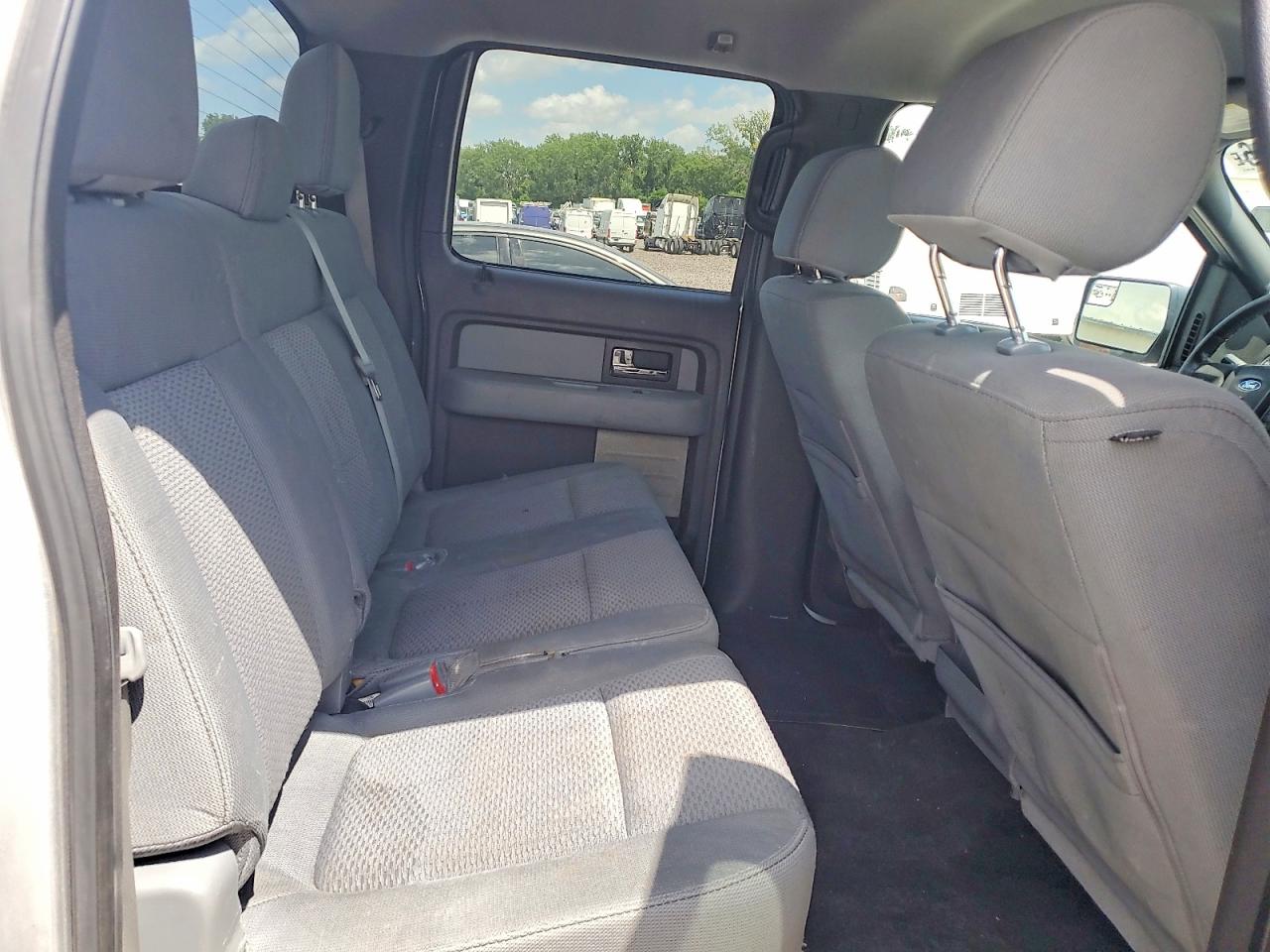 2013 FORD F150