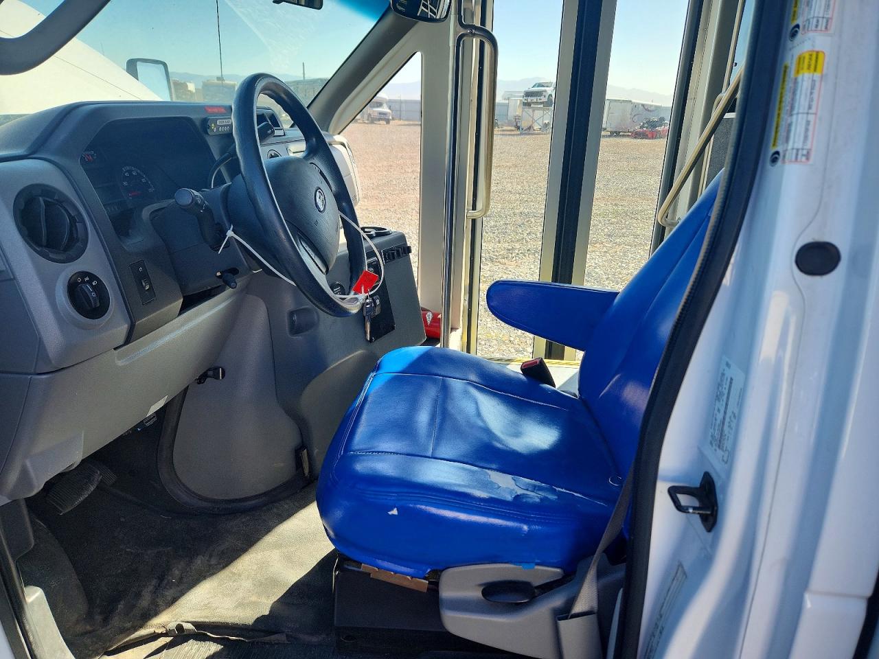 2017 FORD ECONOLINE