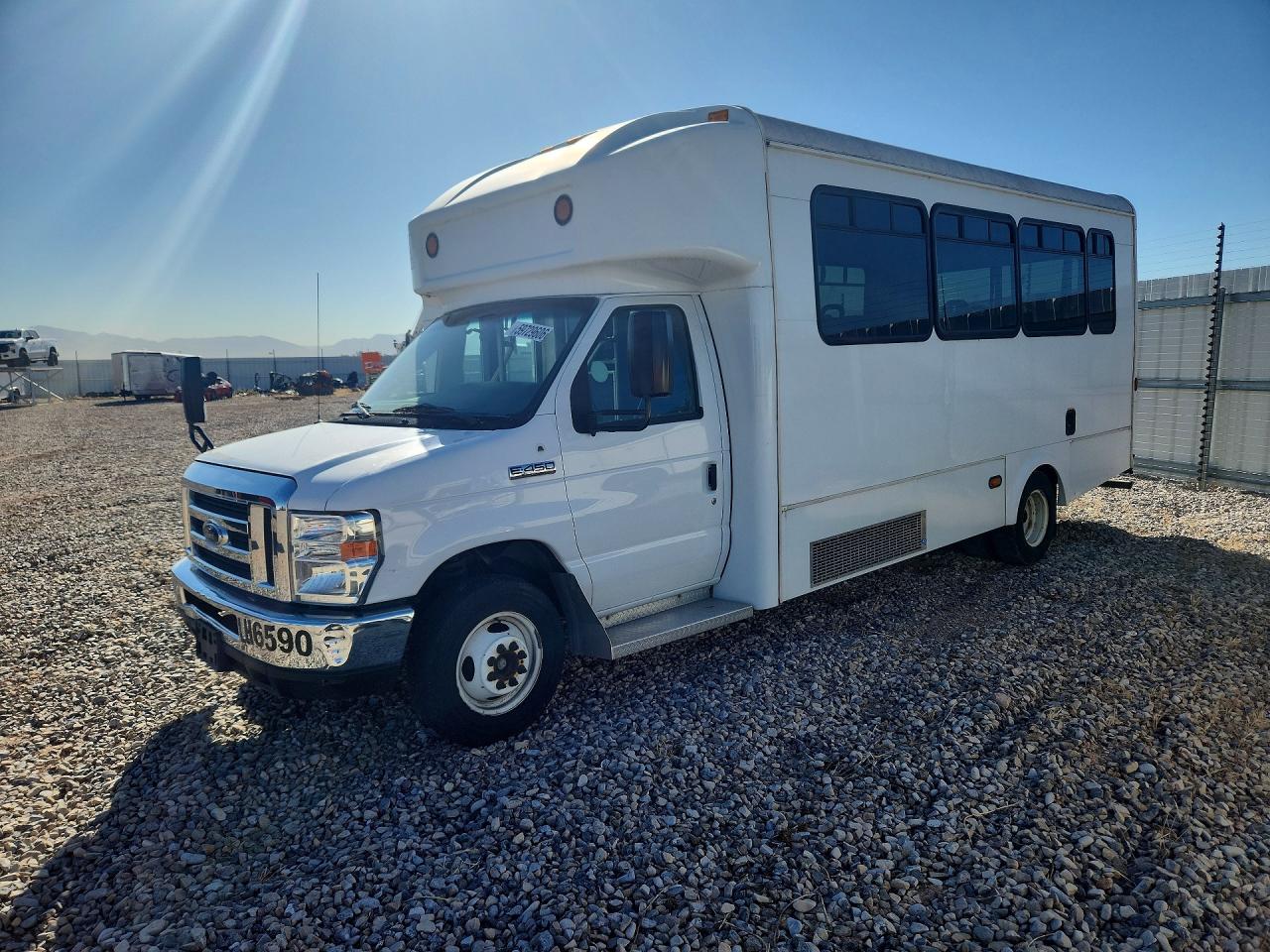 2017 FORD ECONOLINE
