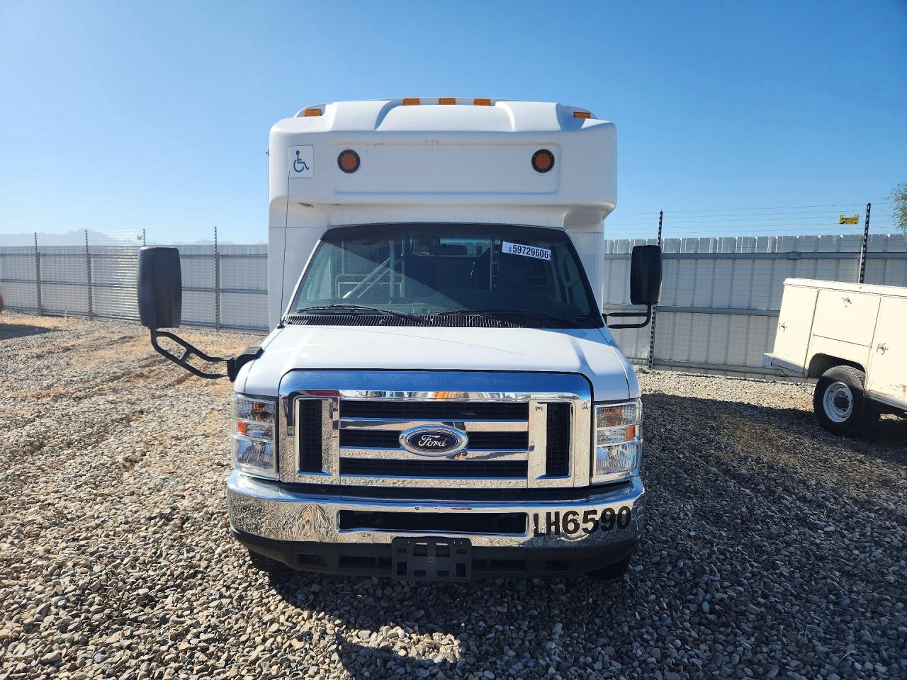 2017 FORD ECONOLINE