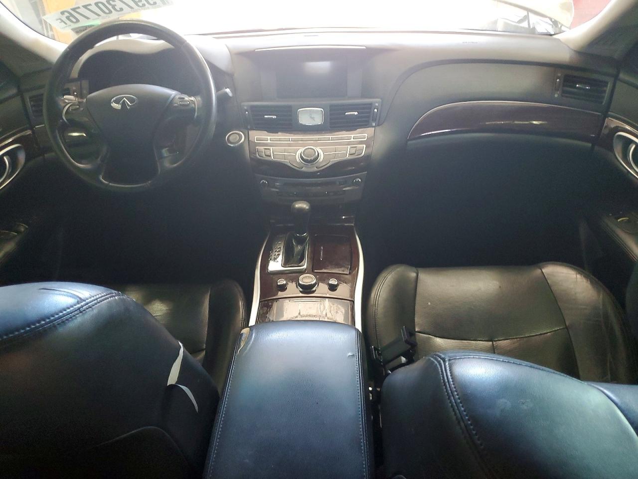2011 INFINITI M37