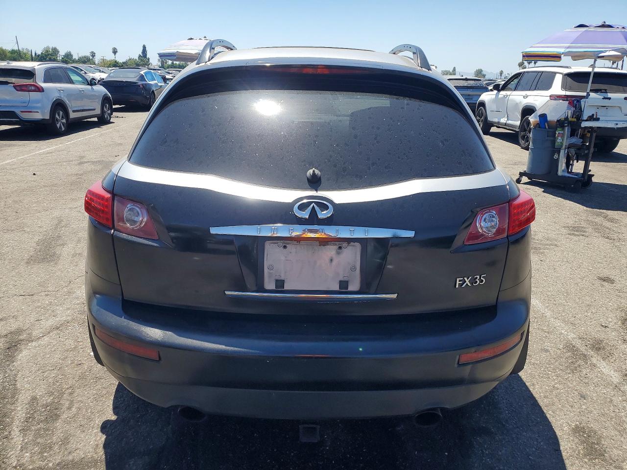 2005 INFINITI FX35
