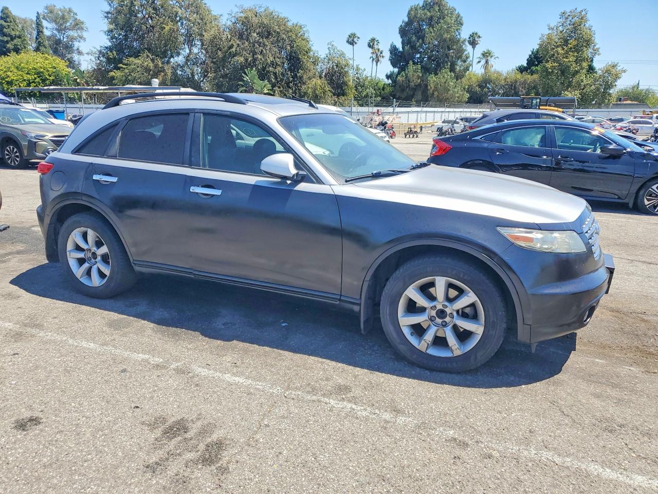 2005 INFINITI FX35