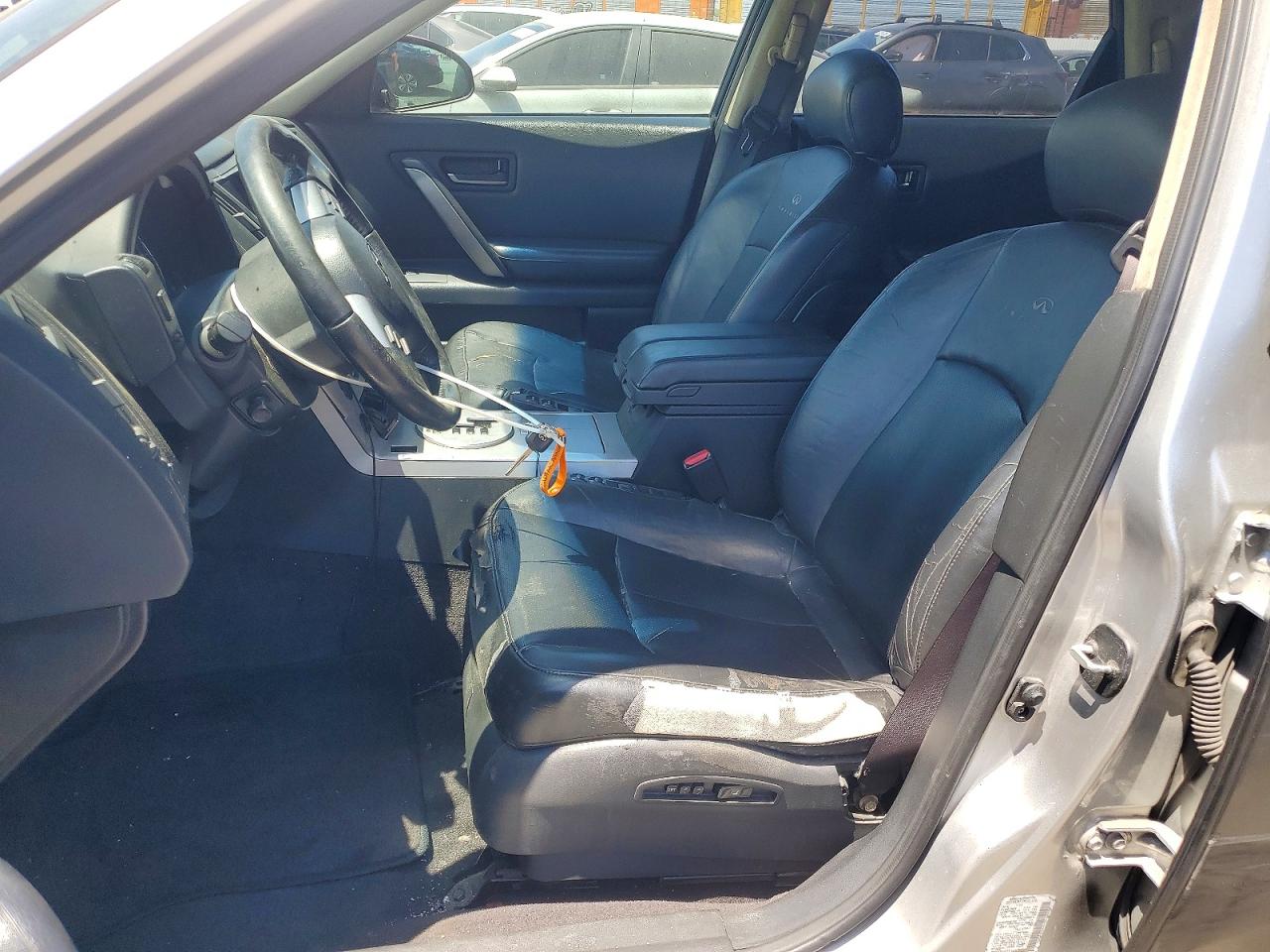 2005 INFINITI FX35