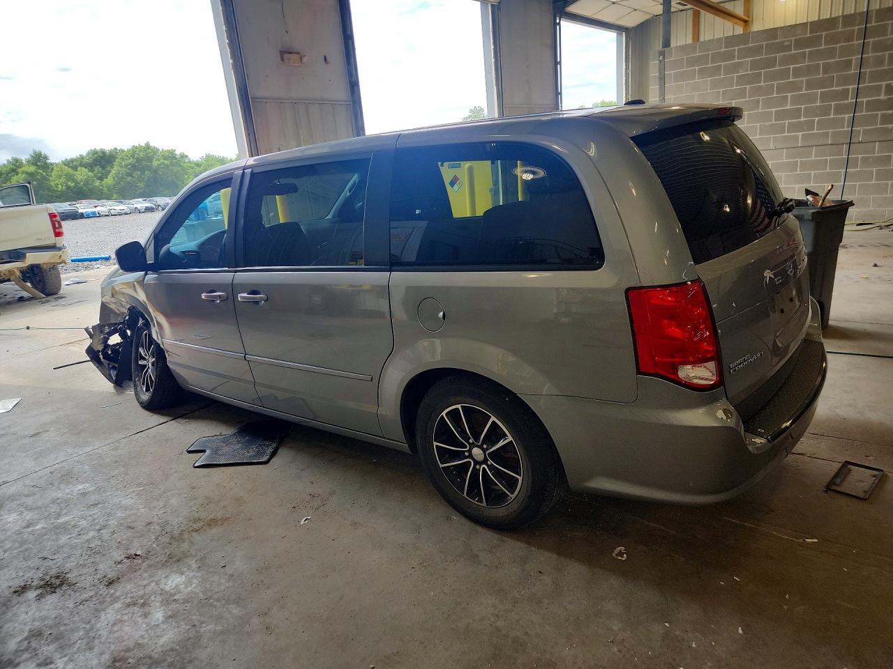 2017 DODGE CARAVAN