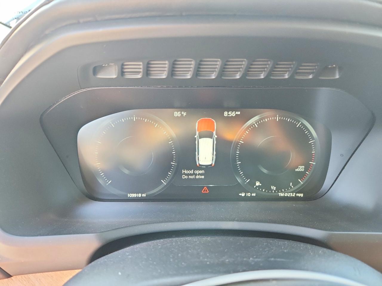 2016 VOLVO XC90