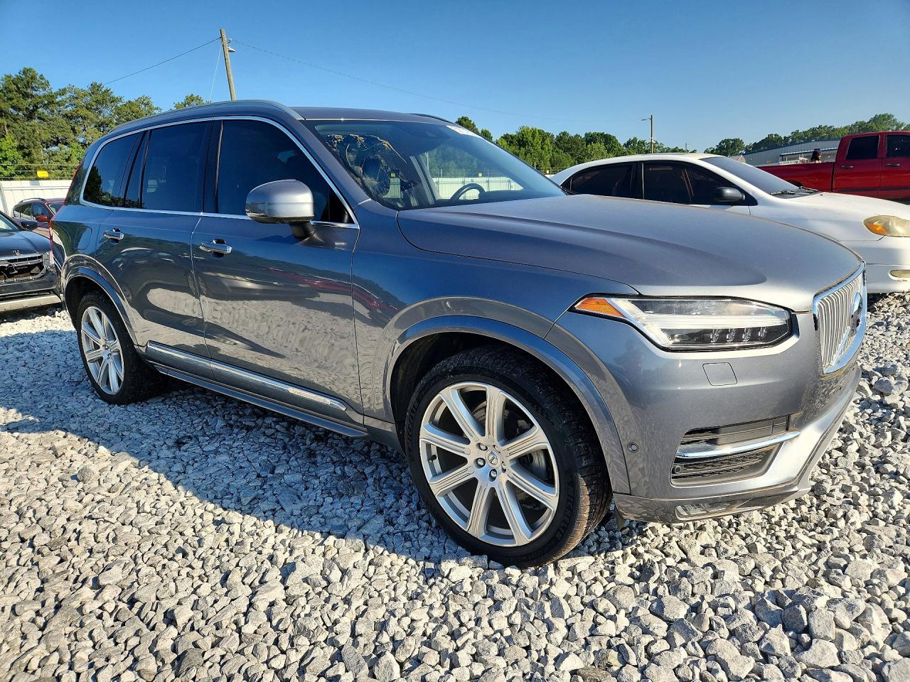 2016 VOLVO XC90
