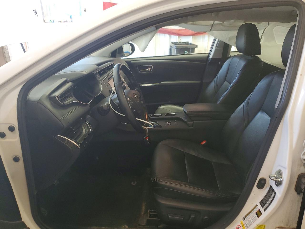 2017 TOYOTA AVALON