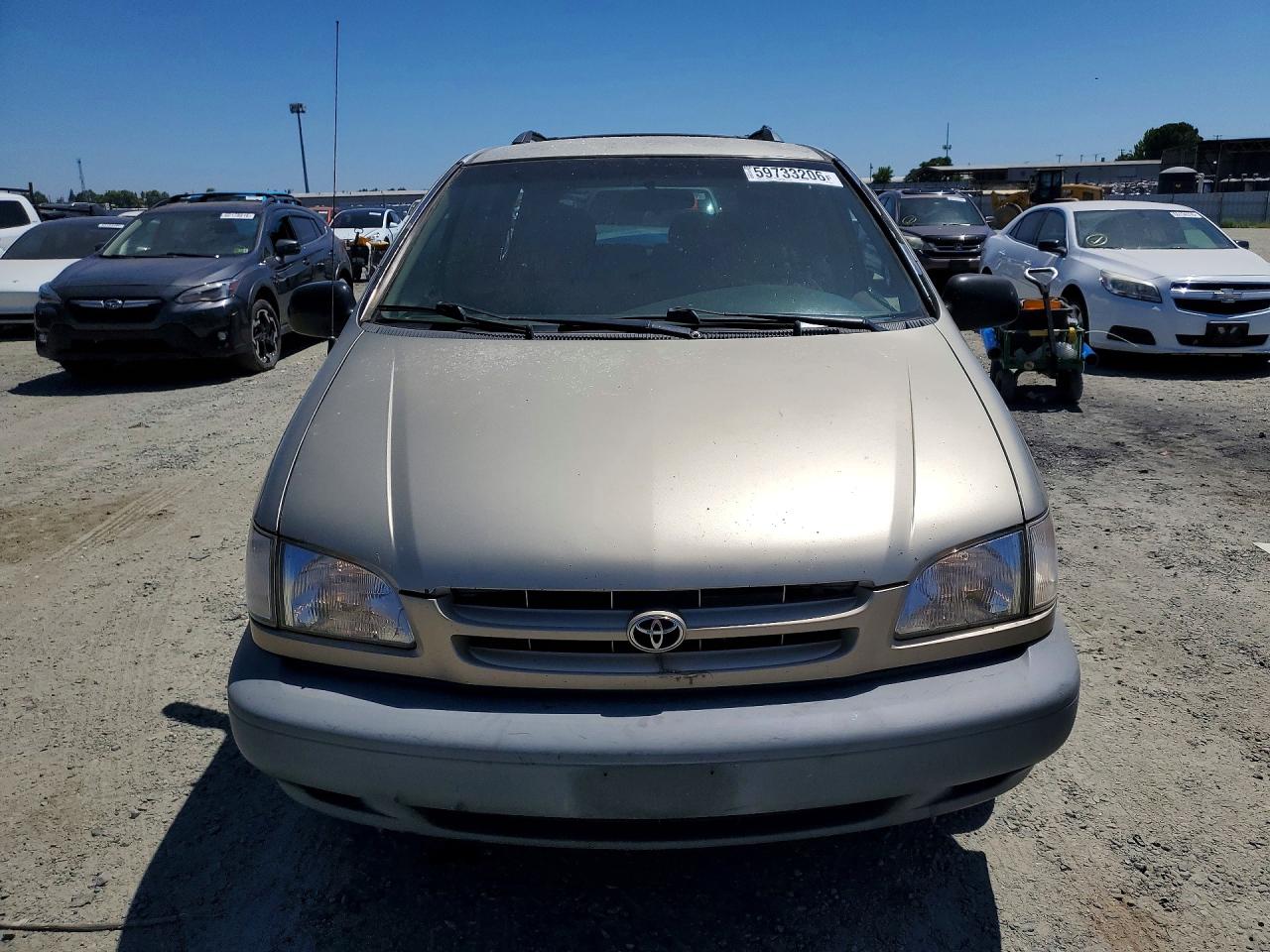 2000 TOYOTA SIENNA