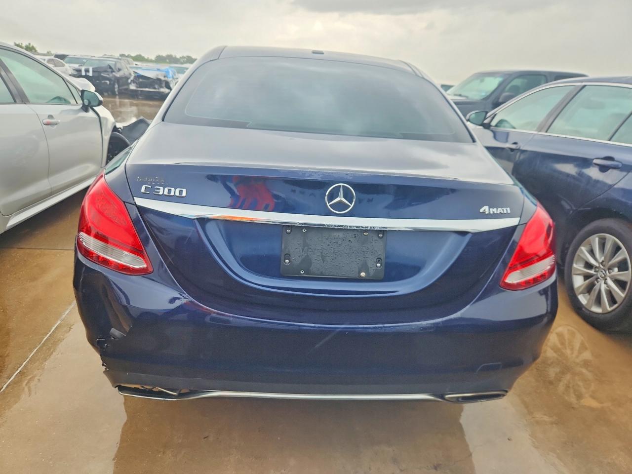2016 MERCEDES-BENZ C-CLASS