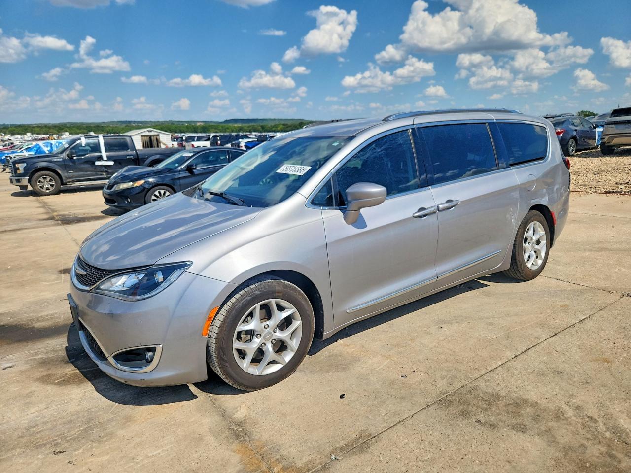 2018 CHRYSLER PACIFICA