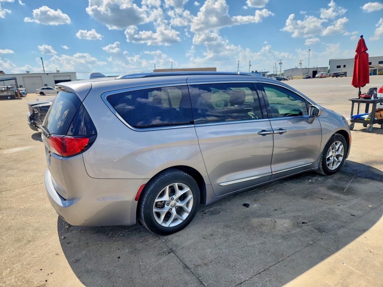 2018 CHRYSLER PACIFICA
