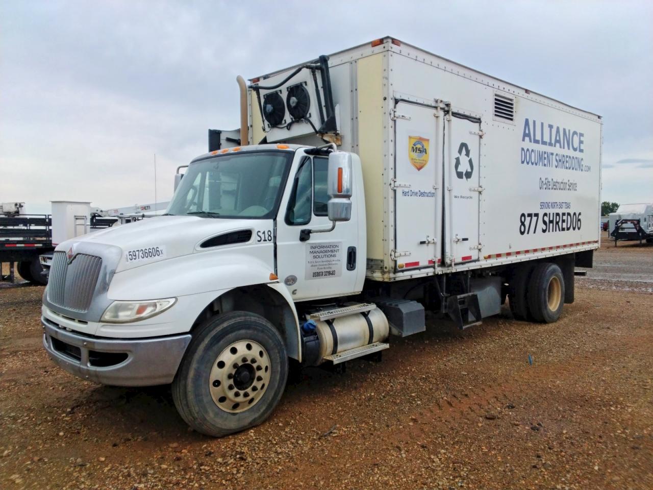 2018 INTERNATIONAL 4000 SERIE