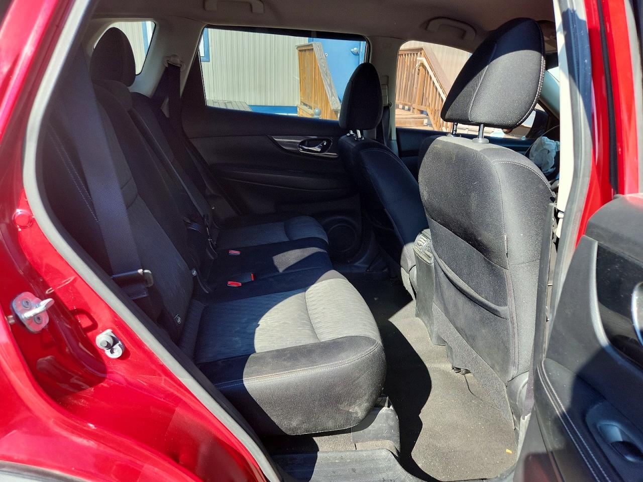 2017 NISSAN ROGUE