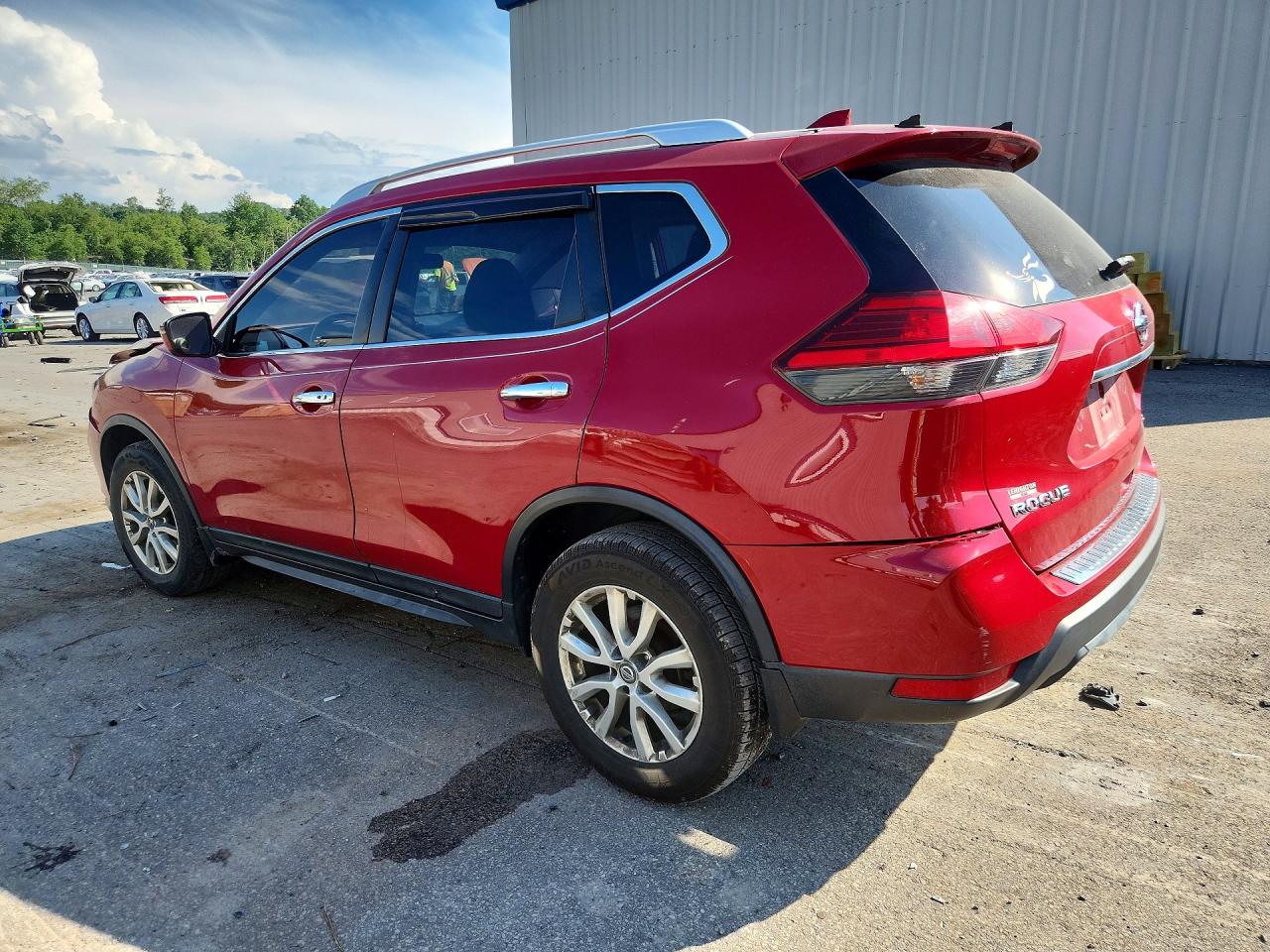 2017 NISSAN ROGUE
