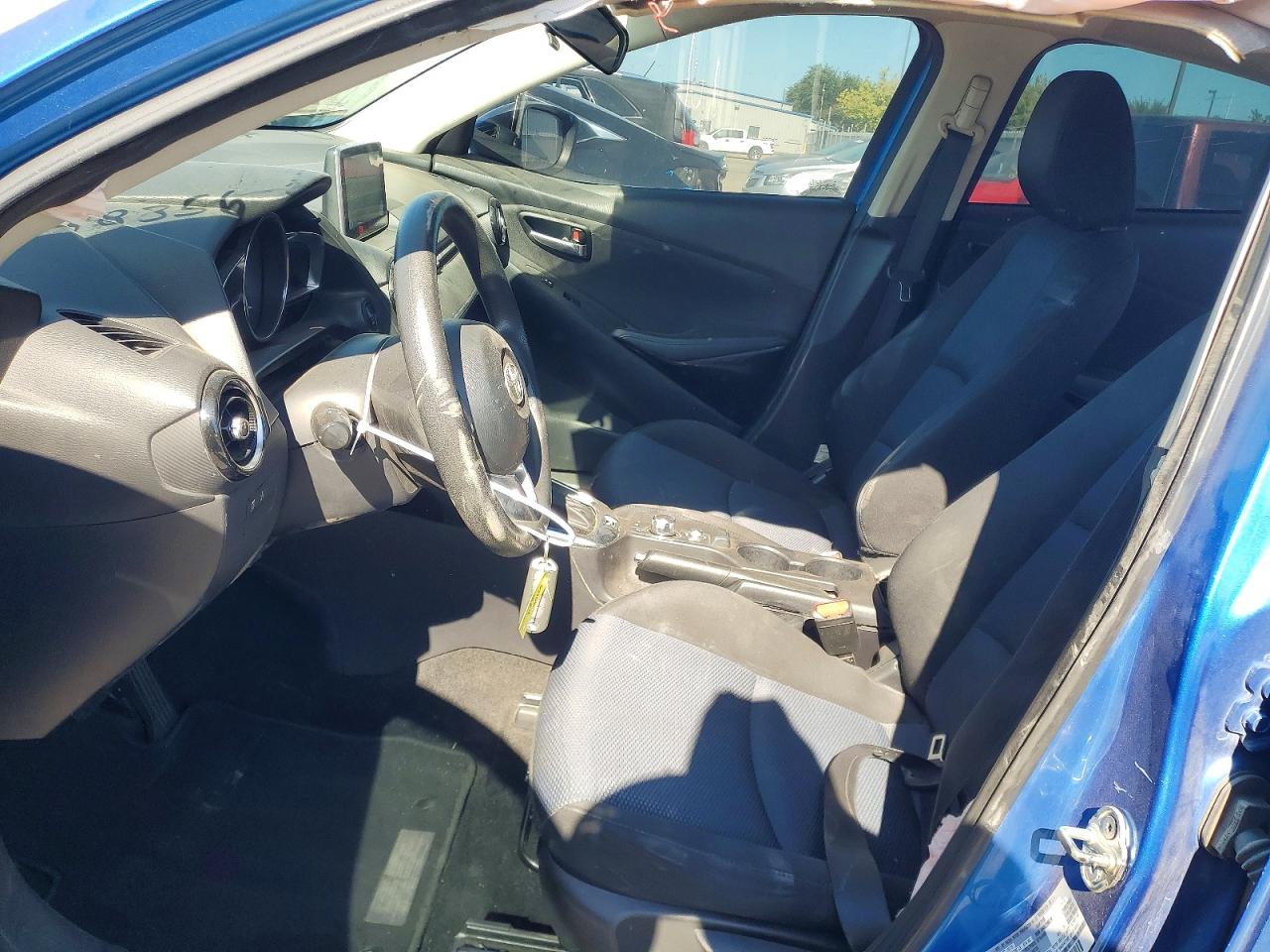 2017 TOYOTA YARIS