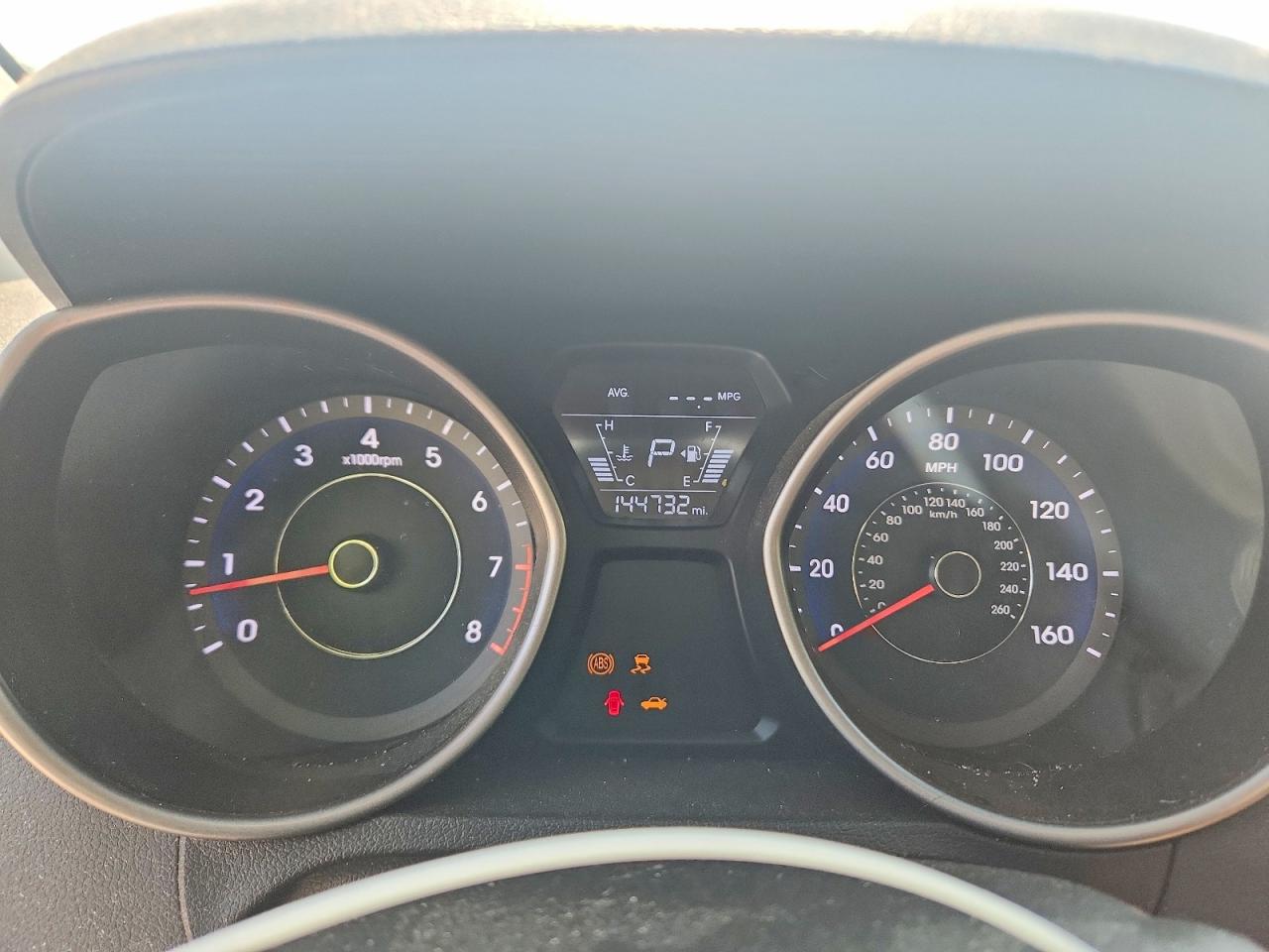 2016 HYUNDAI ELANTRA
