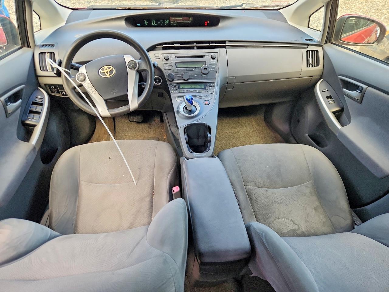 2010 TOYOTA PRIUS