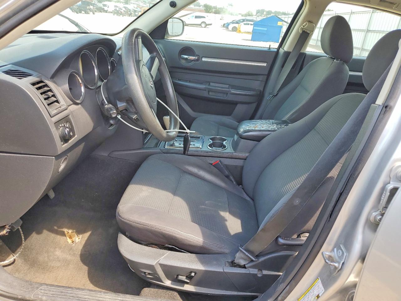 2010 DODGE CHARGER