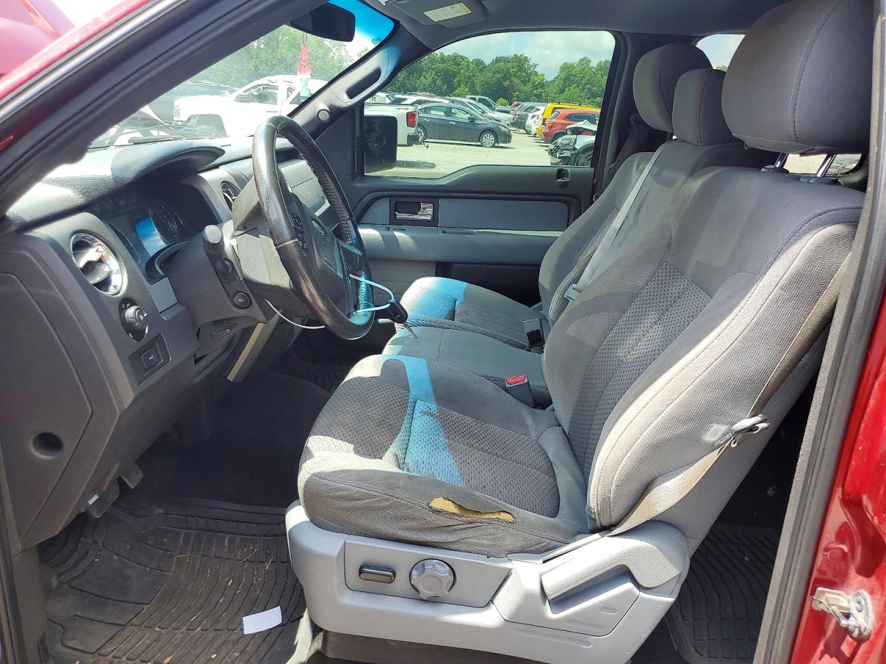 2013 FORD F150