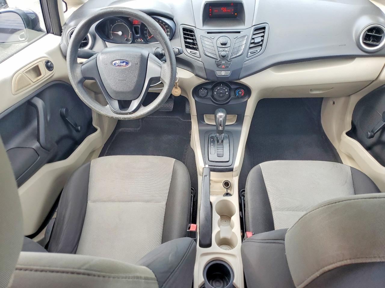 2013 FORD FIESTA