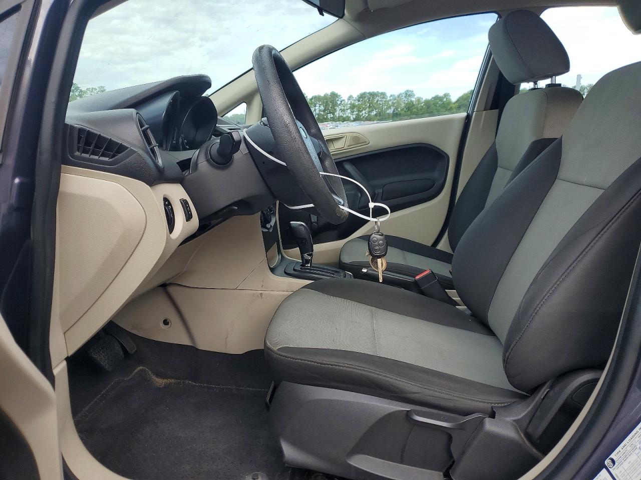 2013 FORD FIESTA
