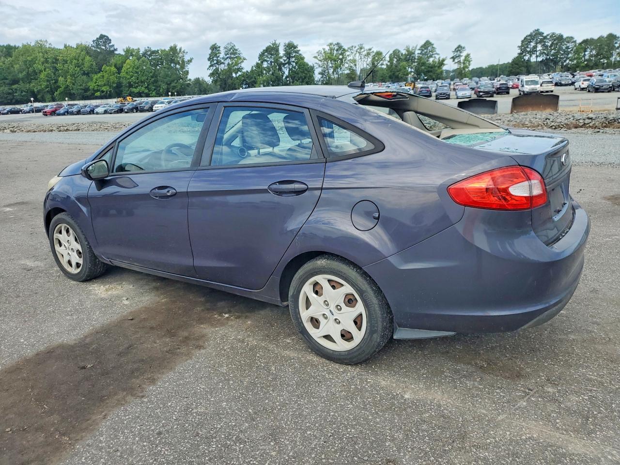 2013 FORD FIESTA