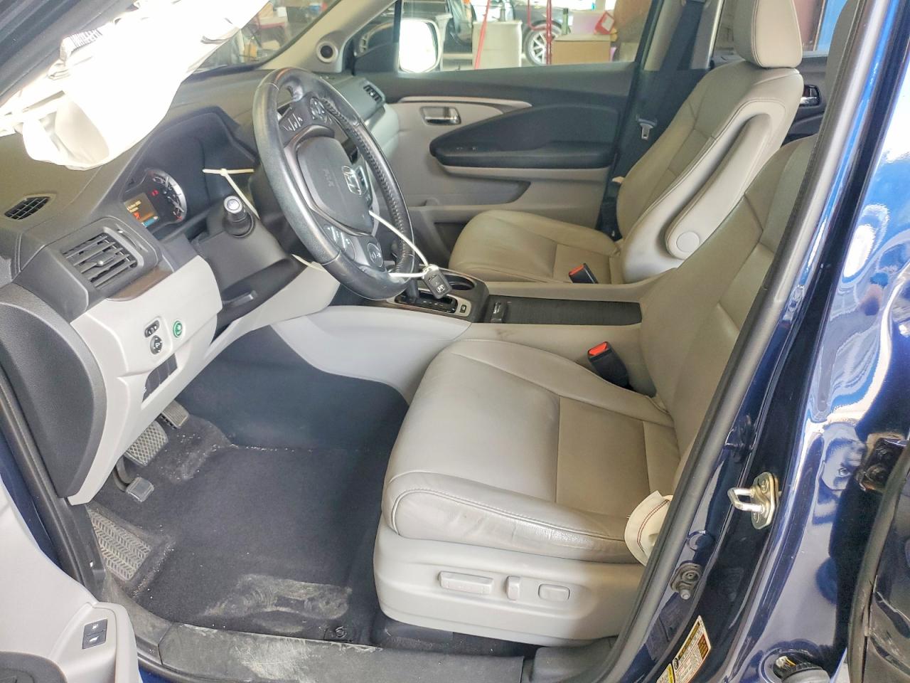 2016 HONDA PILOT
