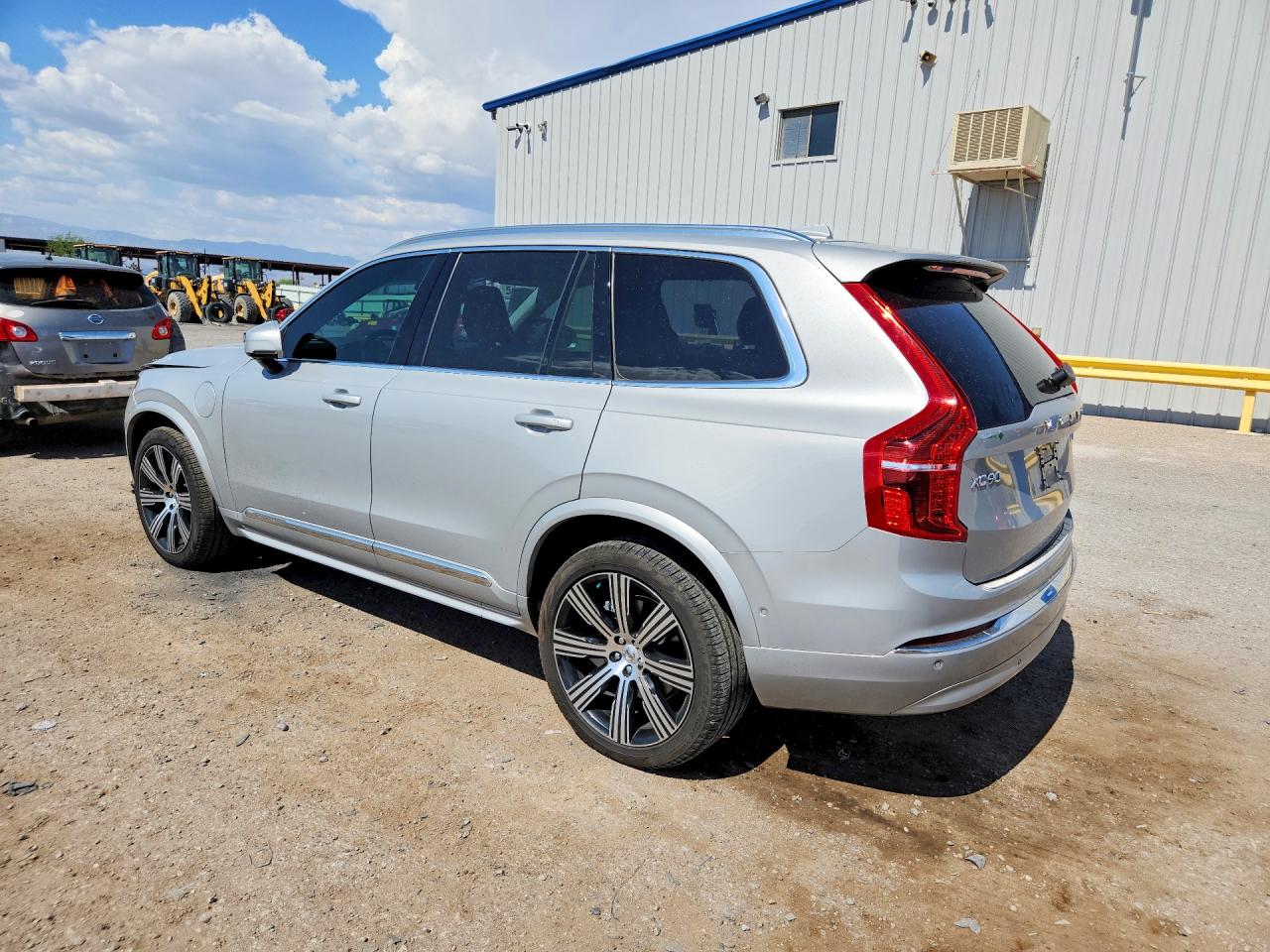 2024 VOLVO XC90