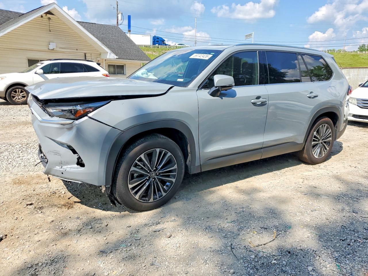 2025 TOYOTA HIGHLANDER