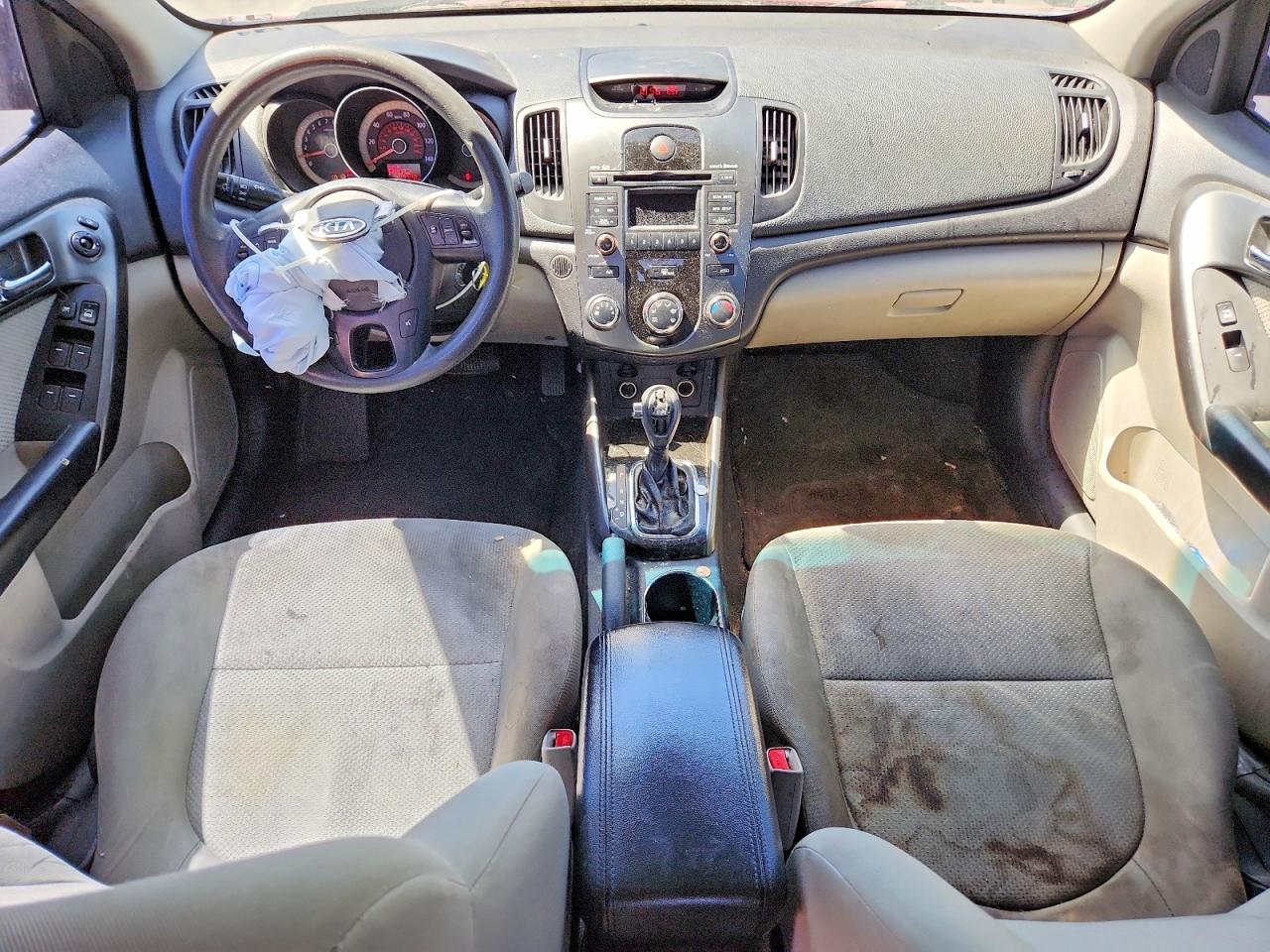 2013 KIA FORTE