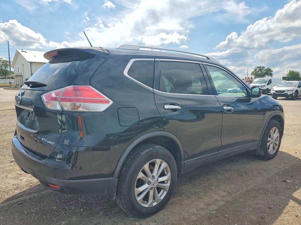 2016 NISSAN ROGUE