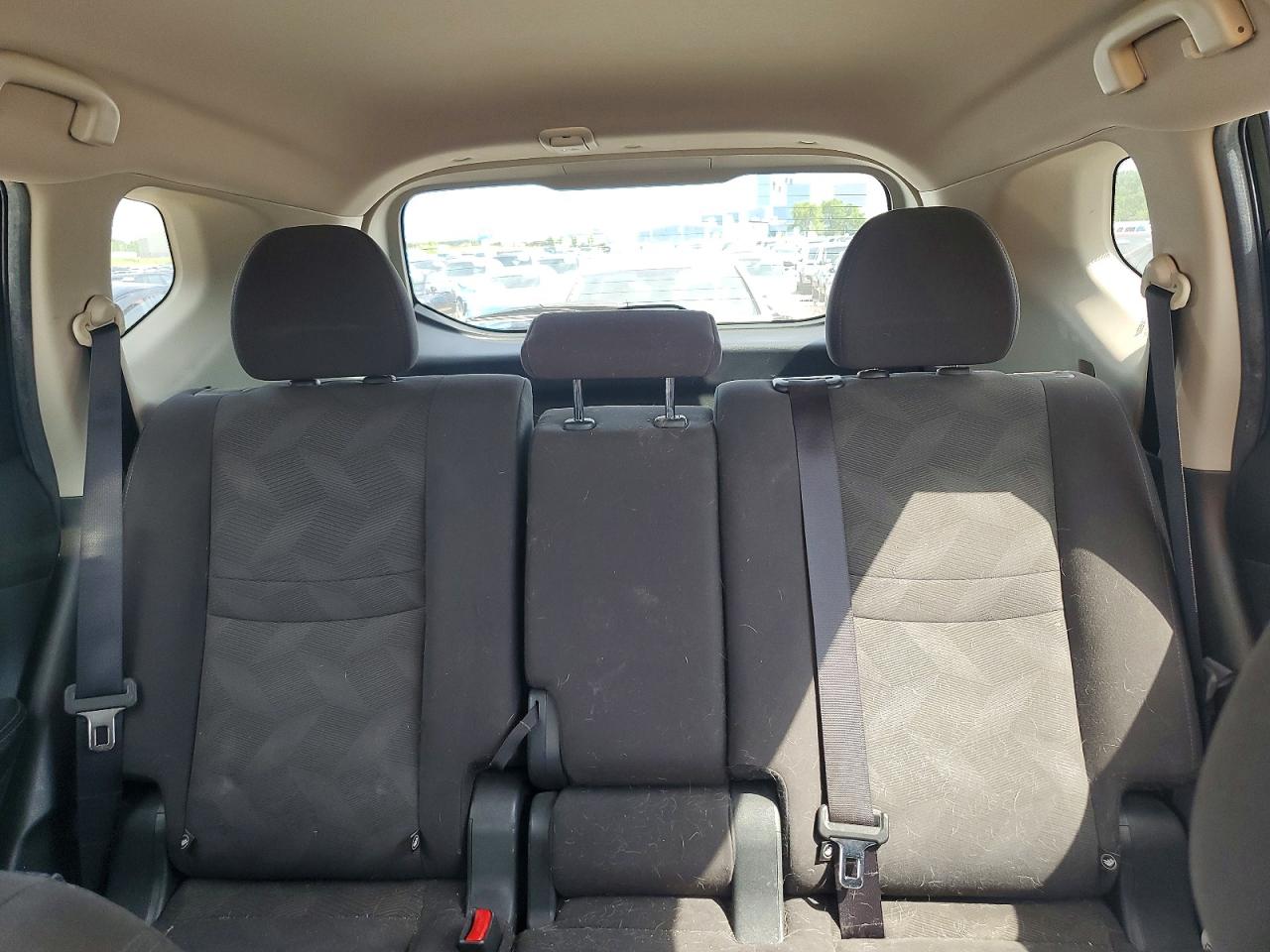 2016 NISSAN ROGUE