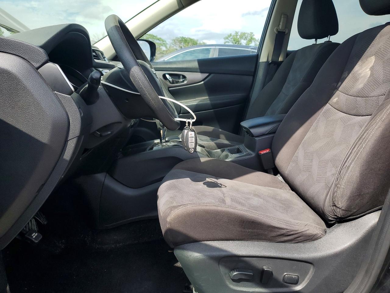 2016 NISSAN ROGUE