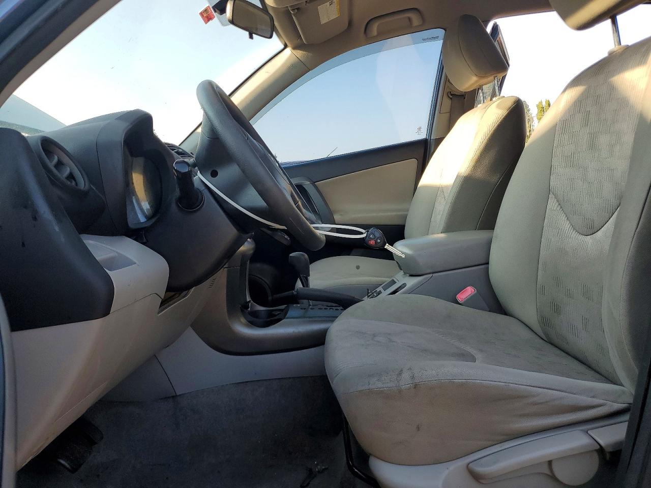 2011 TOYOTA RAV4