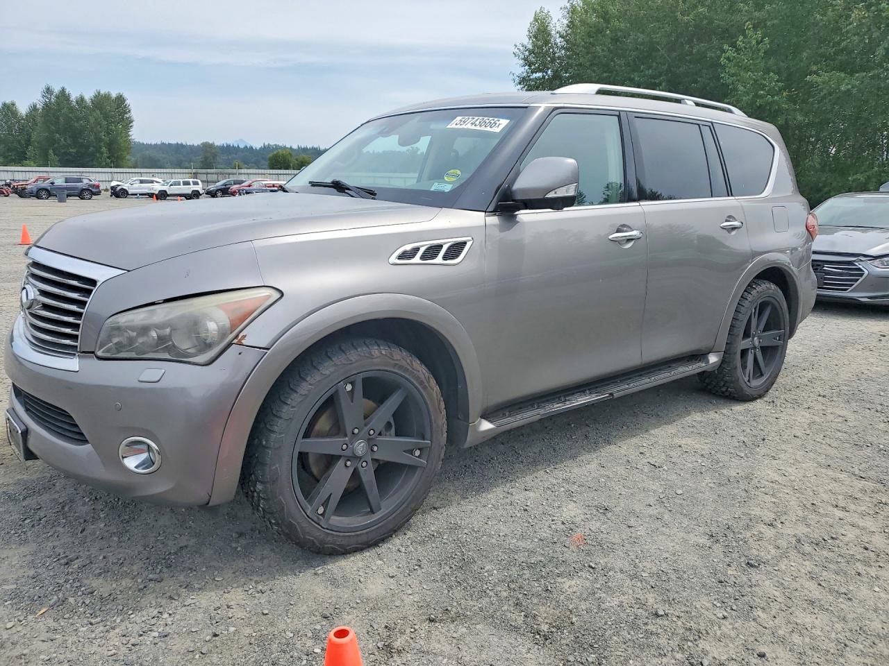 2012 INFINITI QX56