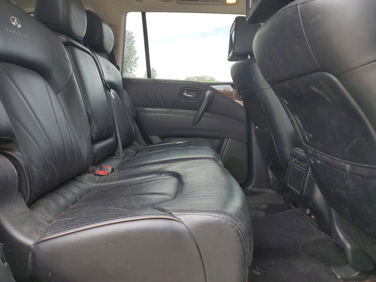 2012 INFINITI QX56