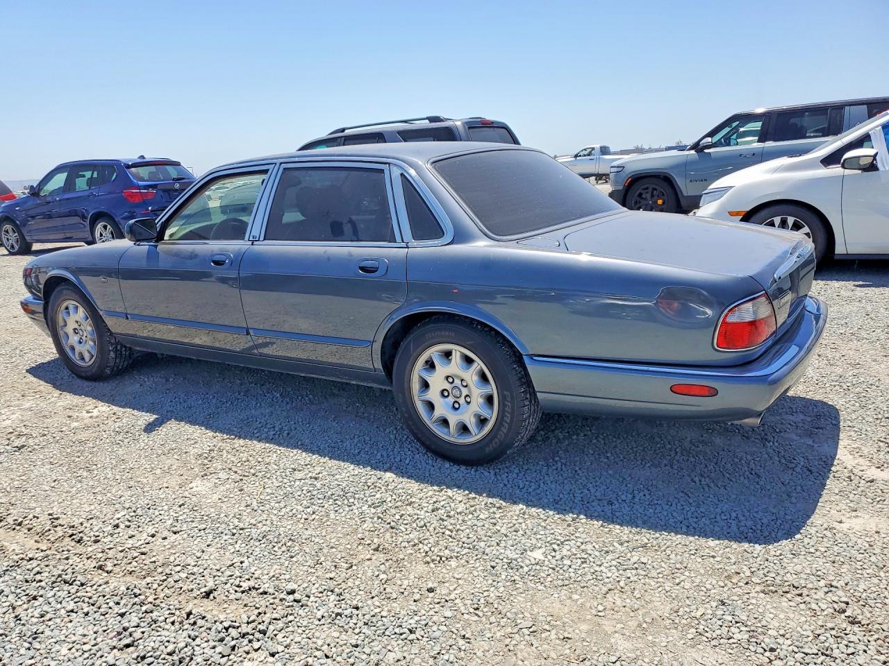 2000 JAGUAR XJ8