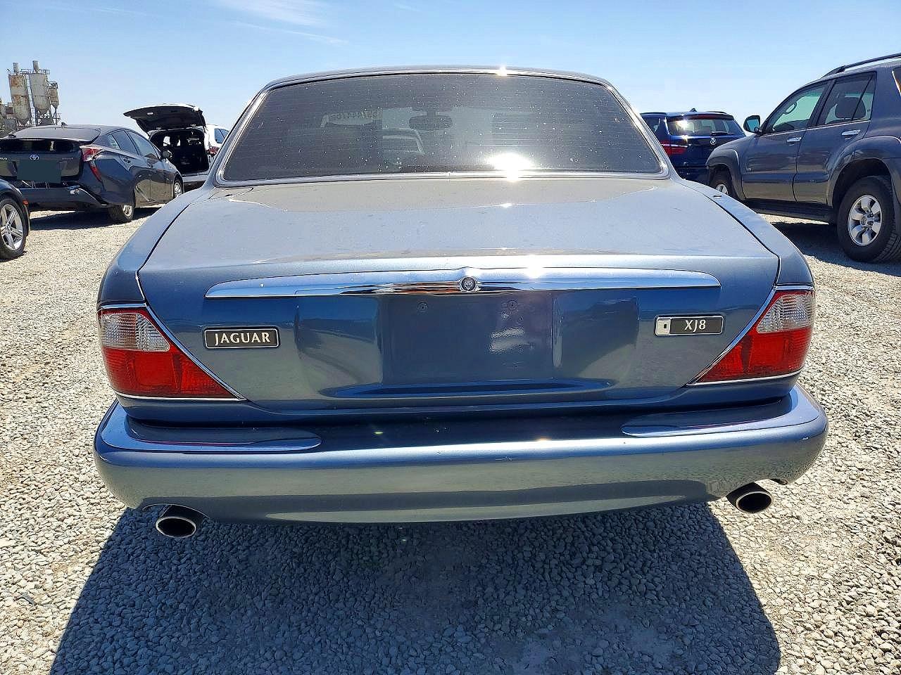 2000 JAGUAR XJ8